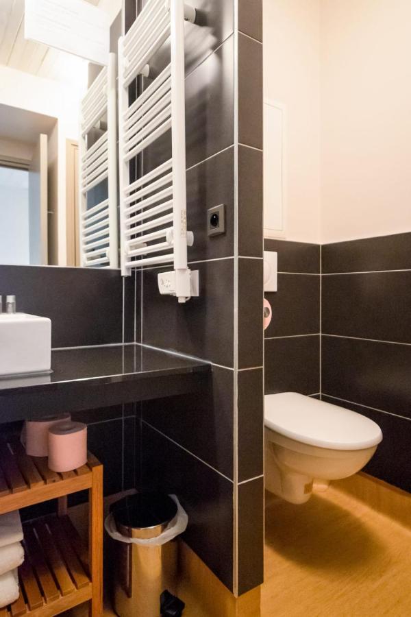 Vieille Bourse - Studio Close To Stations And Old City - Welkeys Lille Exterior foto